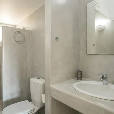 Andriana's 1 - Cycladic With Garden , Paros Apartment Drios